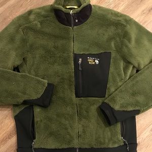 Men’s Mountain Hardwear full zip jacket